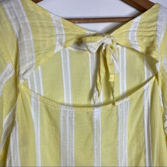 BP Womens Yellow Striped Top Size Large Tie Back Short Sleeve Flutter - Picture 3 of 7